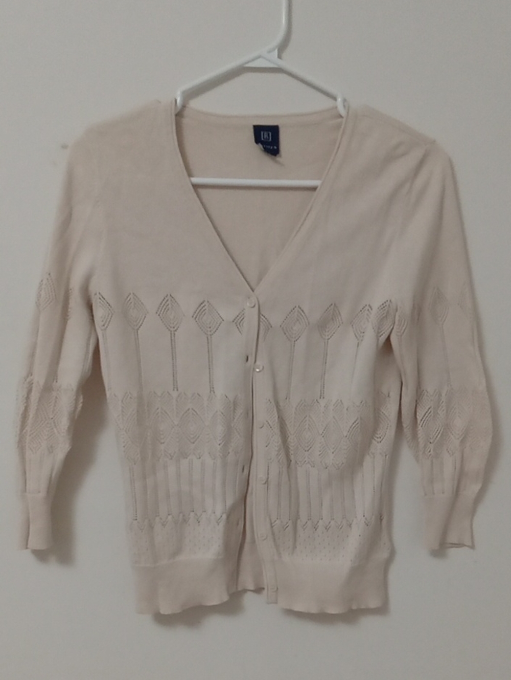 Reitmans Cream Openwork V-Neck Button Cardigan